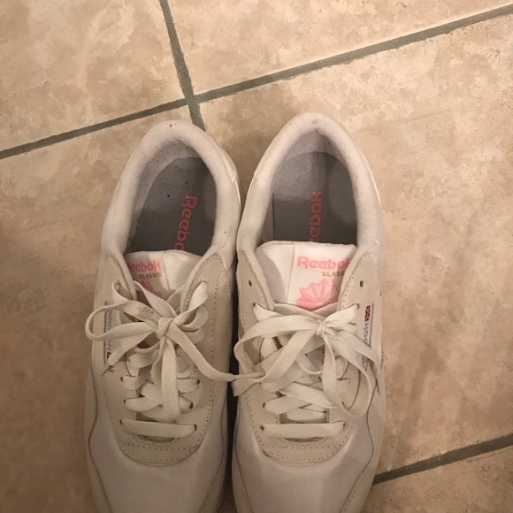 Reebok Classic White Sneakers - Picture 8 of 8